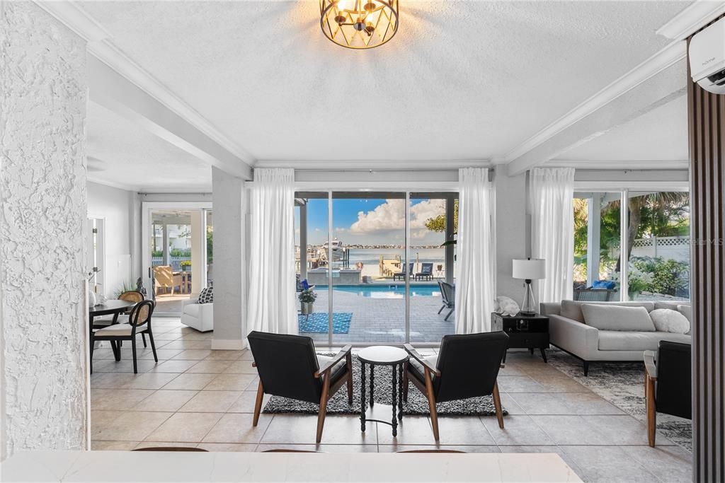 Interior, Living room, Water