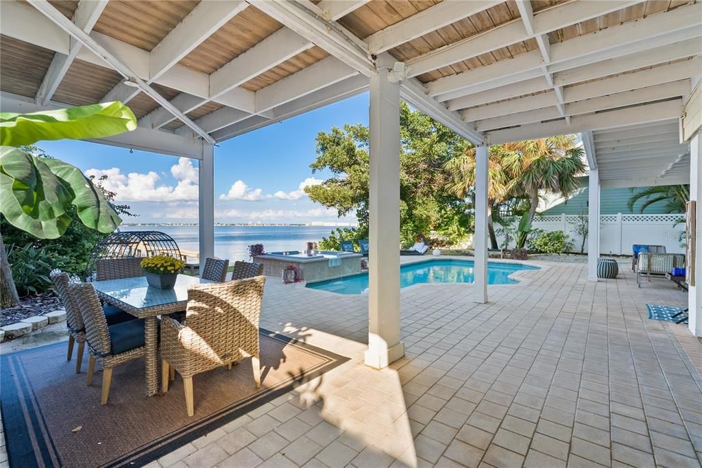 Exterior, Pool, Water