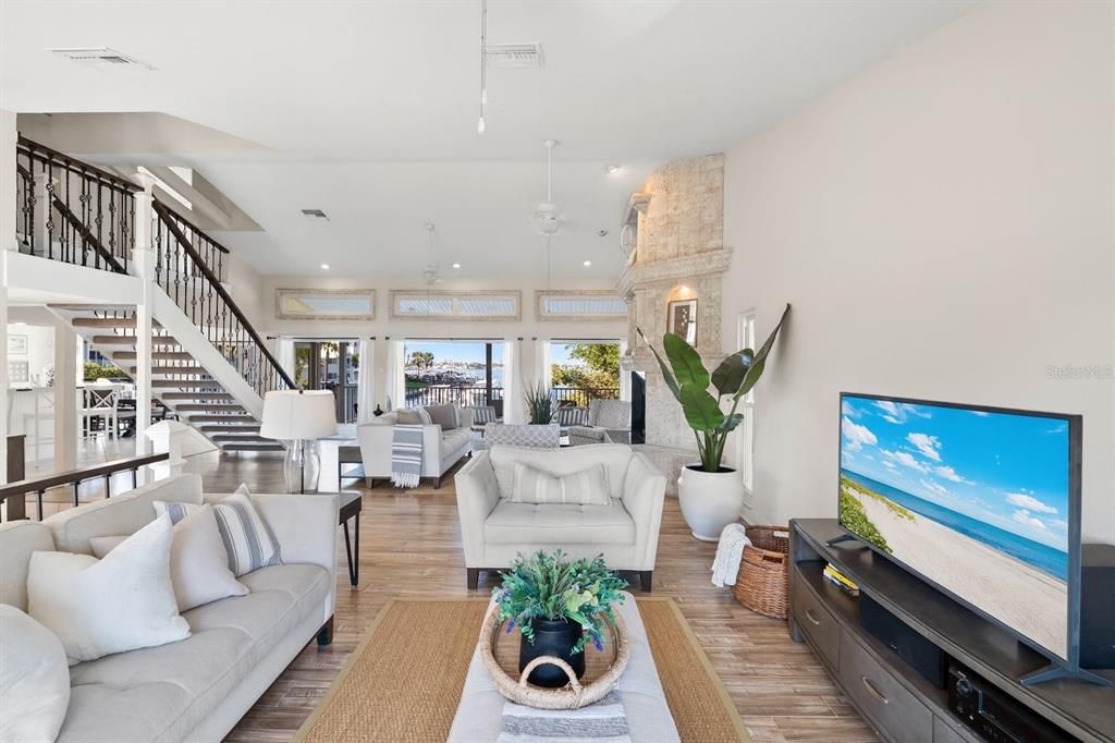 Fireplace, Interior, Living room, Pendant Lights, Recessed Lighting, Wood Texture Flooring