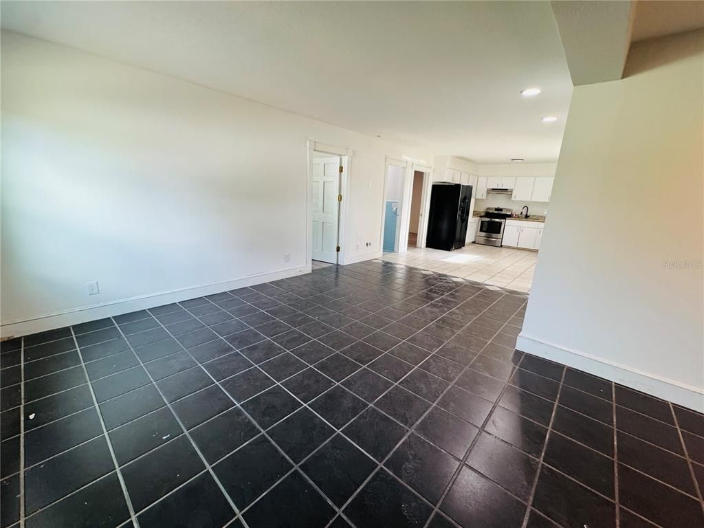 Empty room, Interior, Kitchen, Recessed Lighting
