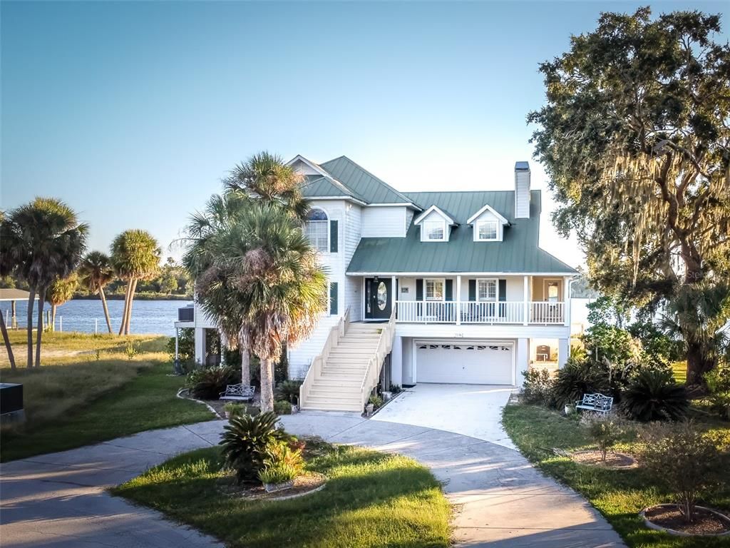 Attached, Exterior, Facade, Water, Farmhouse