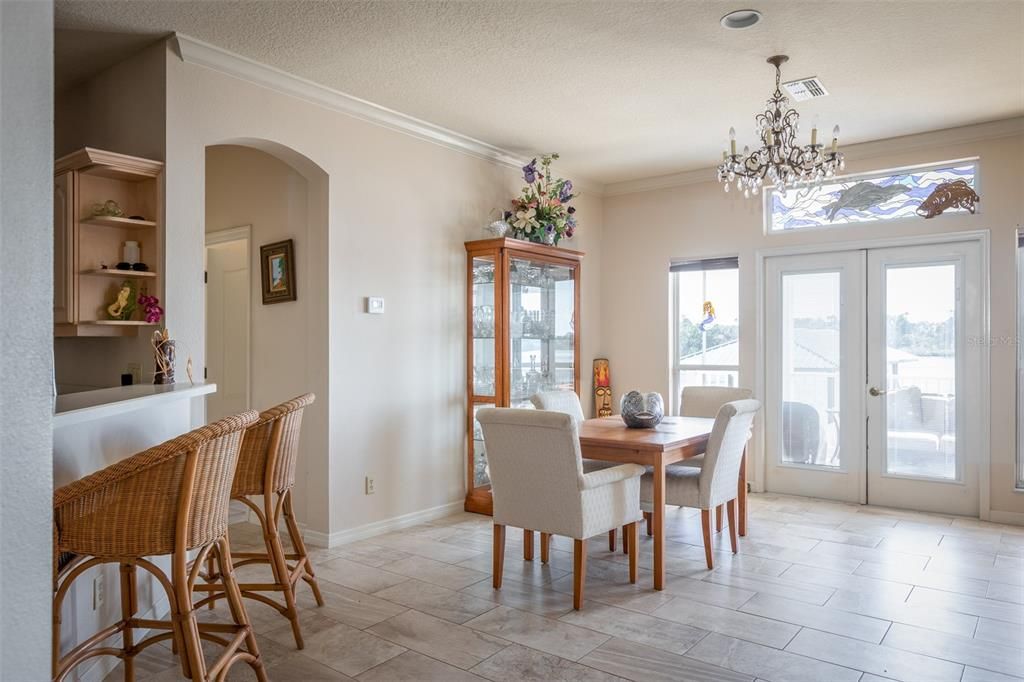 Chandelier, Dining room, Interior