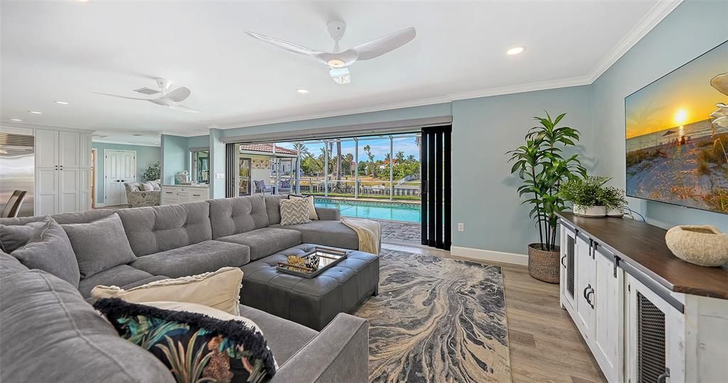 Interior, Living room, Recessed Lighting, Wood Texture Flooring