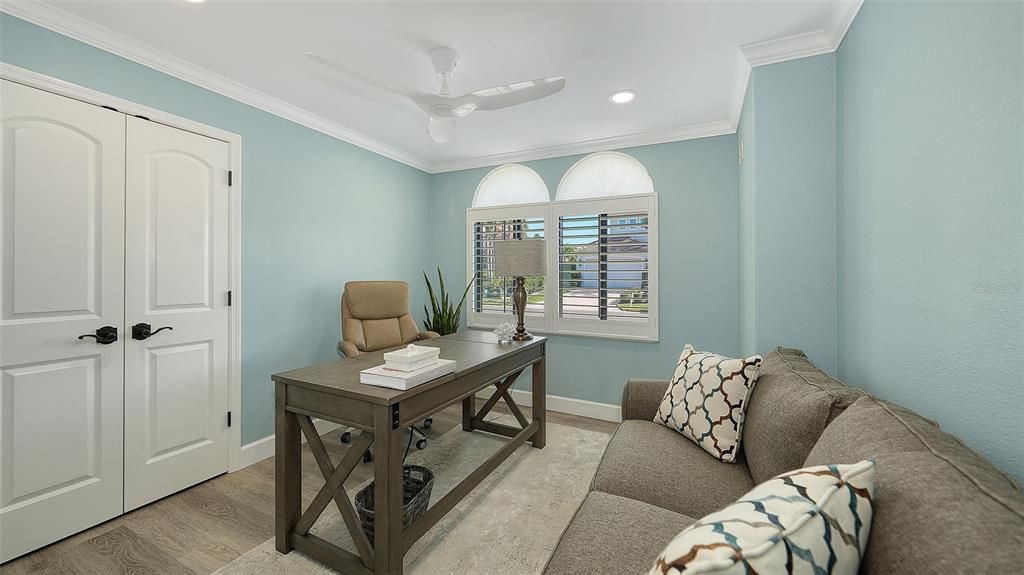 Home Office, Interior, Recessed Lighting, Wood Texture Flooring