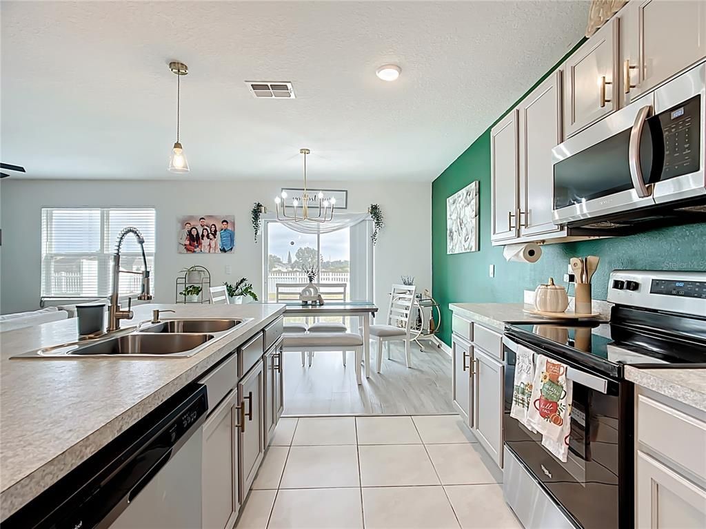 Chandelier, Dining room, Interior, Kitchen, Pendant Lights, Recessed Lighting