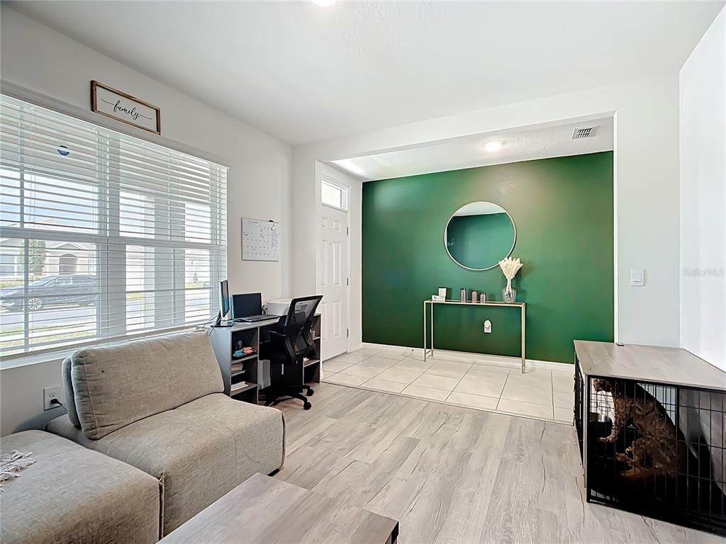 Home Office, Interior, Recessed Lighting, Wood Texture Flooring