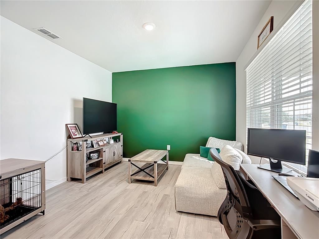 Home Office, Interior, Recessed Lighting, Wood Texture Flooring