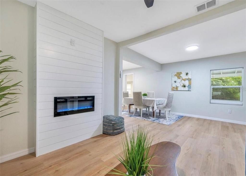 Dining room, Fireplace, Interior, Recessed Lighting, Wood Texture Flooring