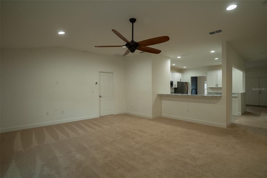 Empty room, Interior, Kitchen, Recessed Lighting