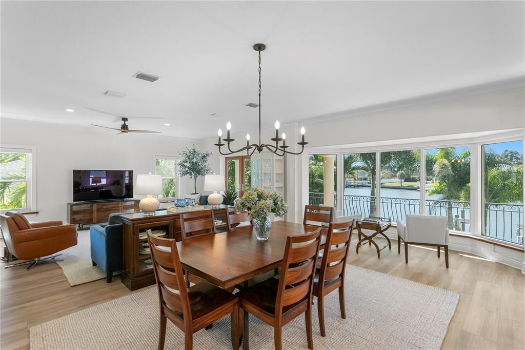 Chandelier, Dining room, Interior, Living room, Recessed Lighting, Water, Wood Texture Flooring