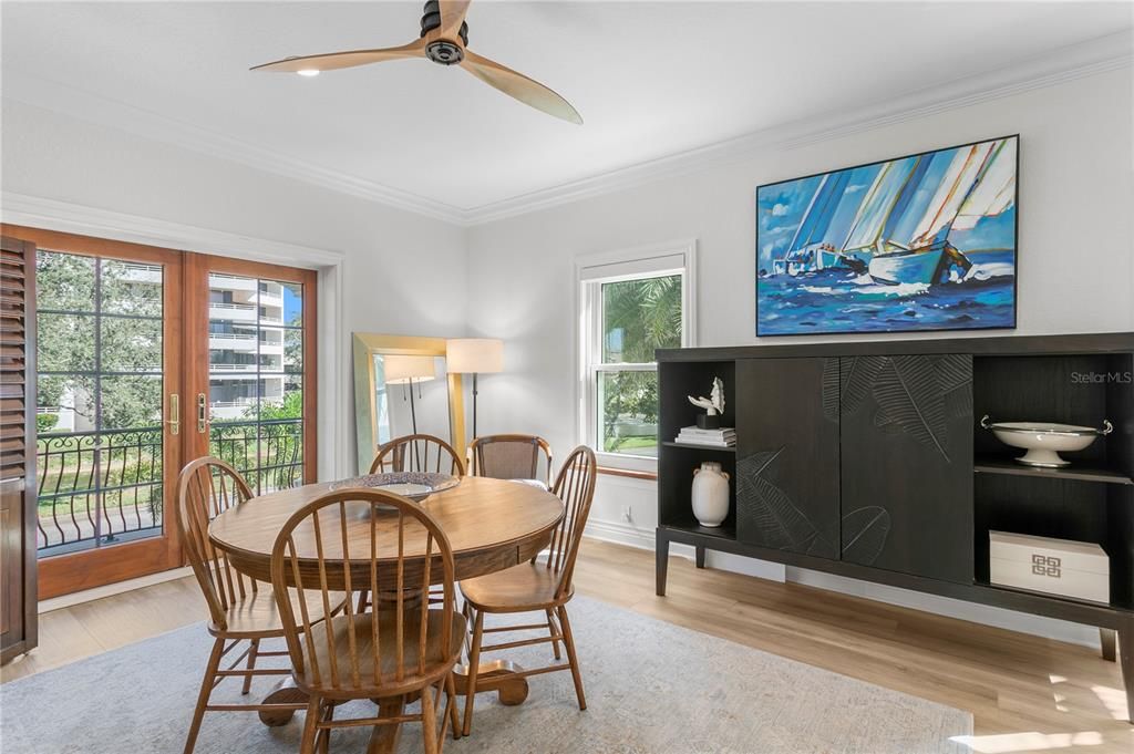 Dining room, Interior, Wood Texture Flooring