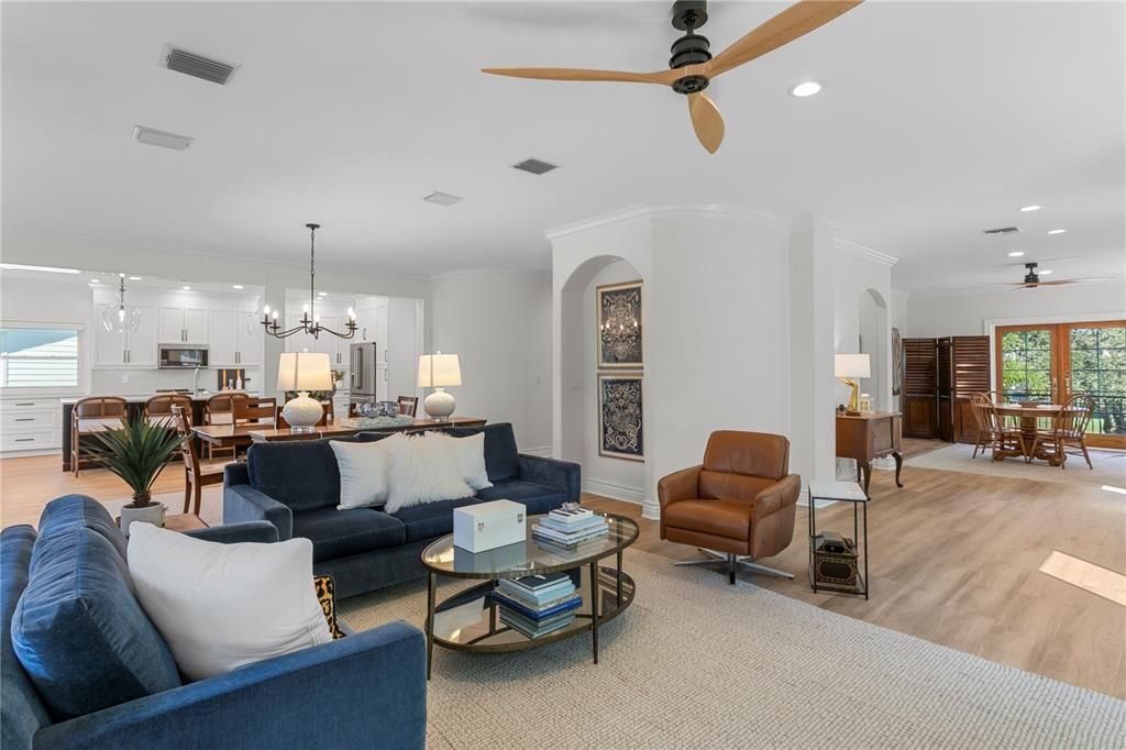 Dining room, Interior, Kitchen, Living room, Pendant Lights, Recessed Lighting, Wood Texture Flooring