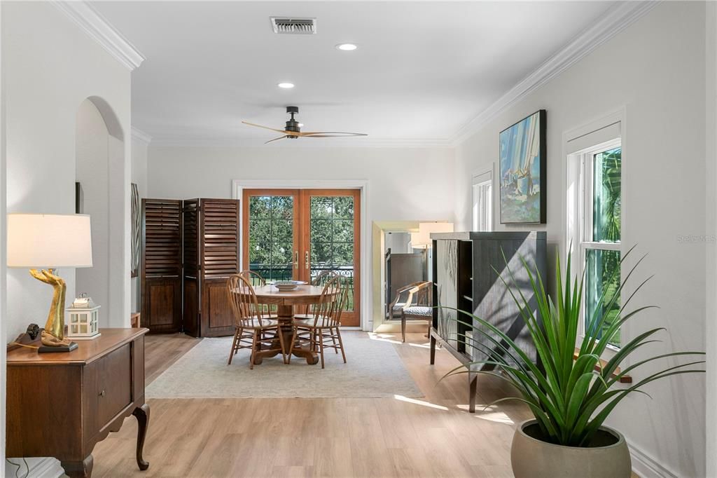 Dining room, Interior, Recessed Lighting, Wood Texture Flooring