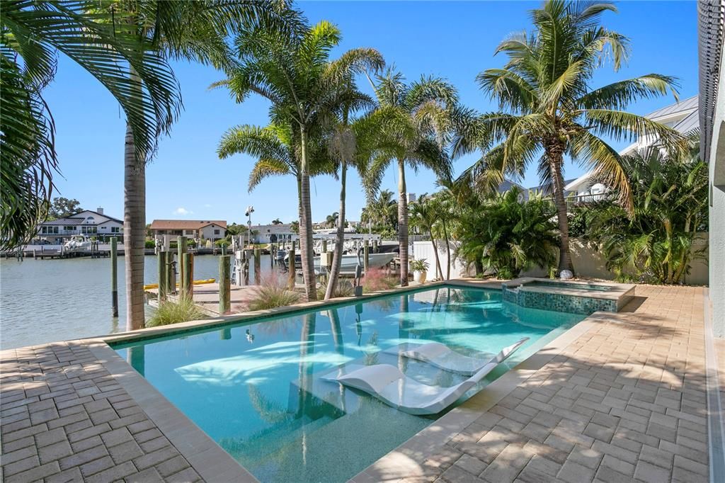 Exterior, Pool, Water