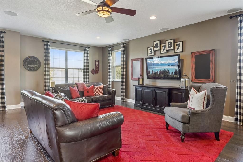 Interior, Living room, Recessed Lighting