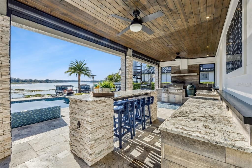 Exterior, Outdoor Kitchen, Water