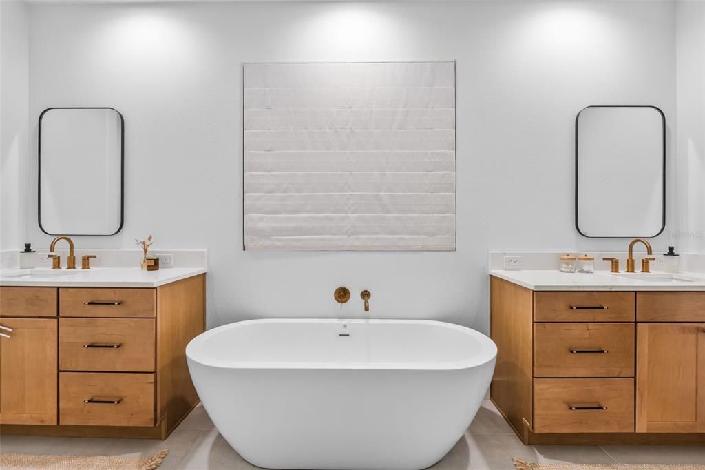 Bathroom, Dual Sink Vanities, Free Standing Baths, Interior