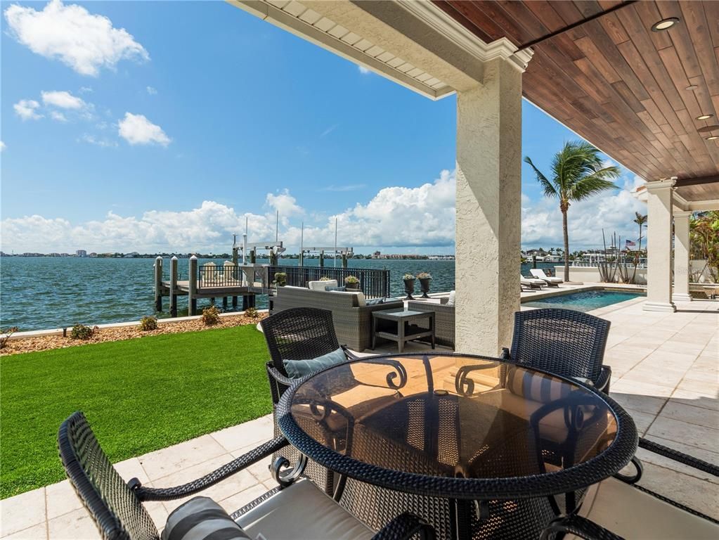 Exterior, Pool, Water