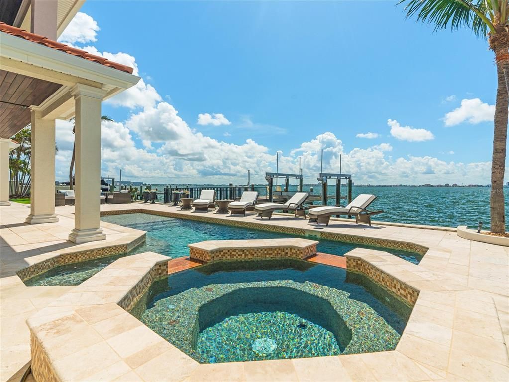 Exterior, Pool, Water