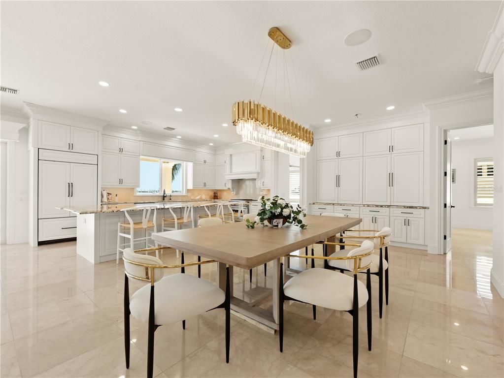 Chandelier, Dining room, Interior, Kitchen, Recessed Lighting