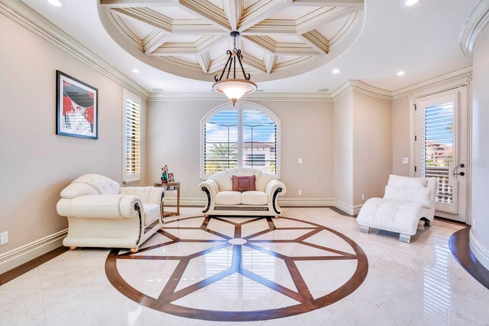 Interior, Living room, Pendant Lights, Recessed Lighting