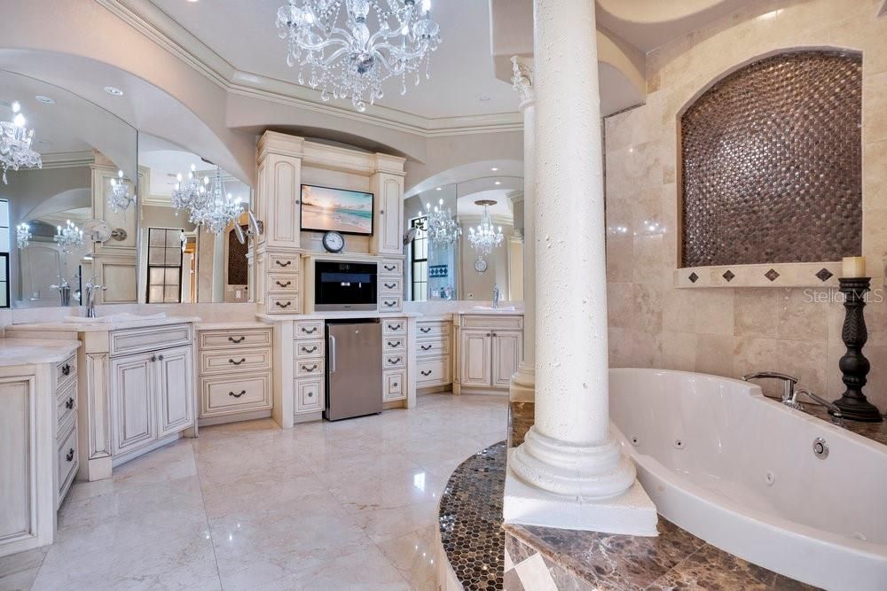 Bathroom, Chandelier, Dual Sink Vanities, Interior, Recessed Lighting