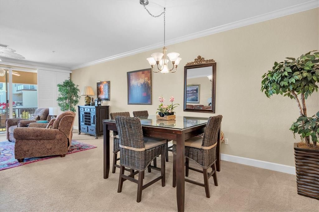 Chandelier, Dining room, Interior, Living room