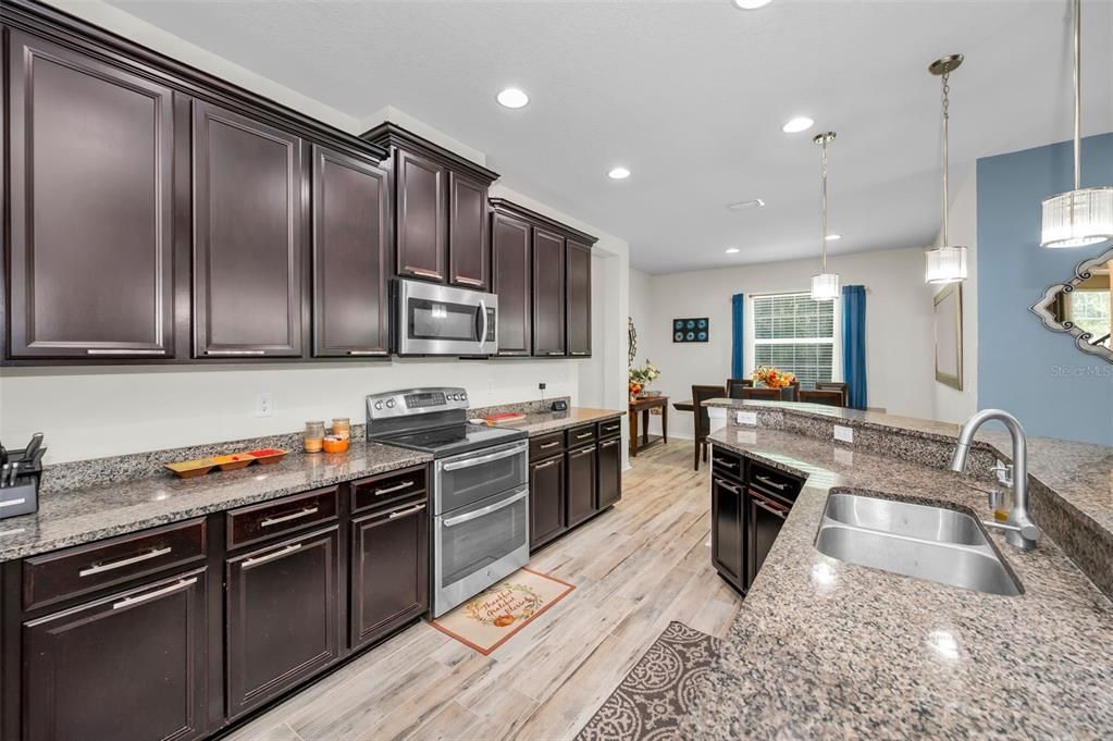Dining room, Interior, Kitchen, Pendant Lights, Recessed Lighting, Wood Texture Flooring