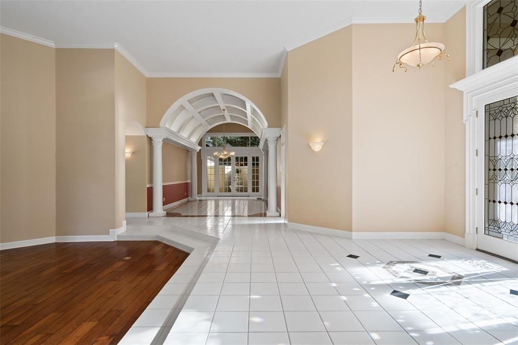 Empty room, Interior, Pendant Lights, Wood Texture Flooring