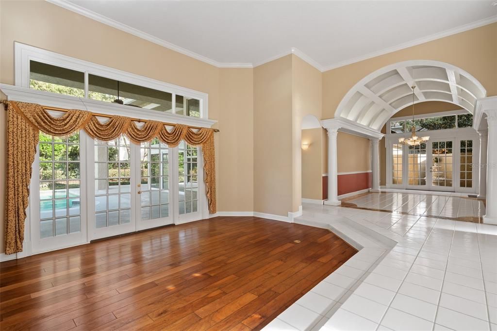 Chandelier, Empty room, Interior, Wood Texture Flooring