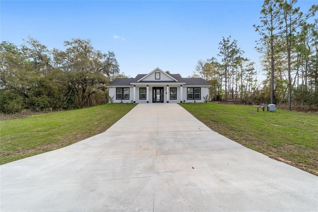 Backyard, Exterior, Facade, Farmhouse