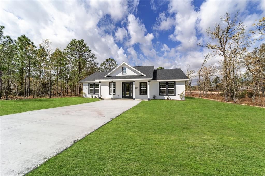 Backyard, Exterior, Facade, Cape Cod