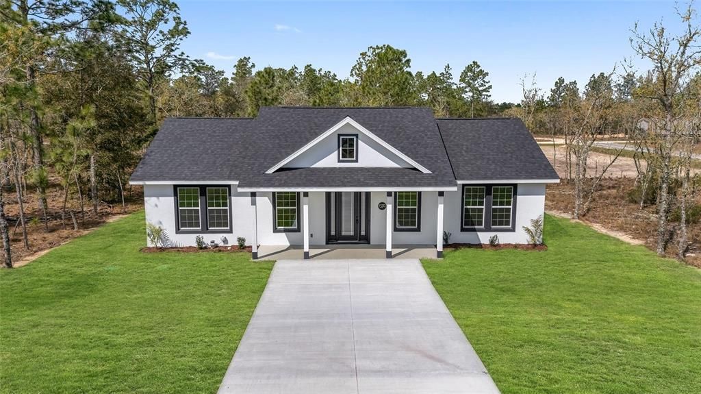 Exterior, Facade, Cape Cod