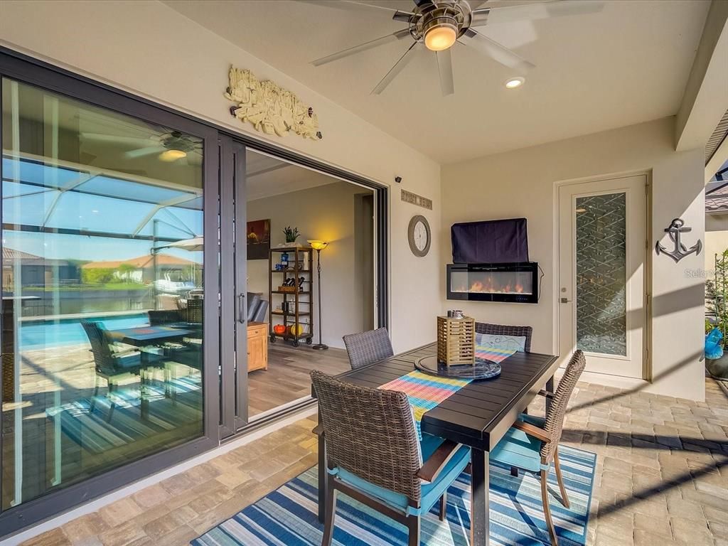Dining room, Fireplace, Interior, Recessed Lighting, Sun Room