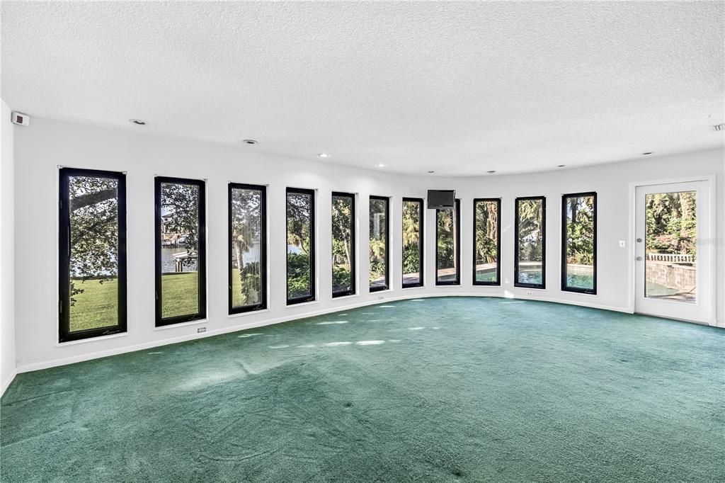 Empty room, Interior, Recessed Lighting