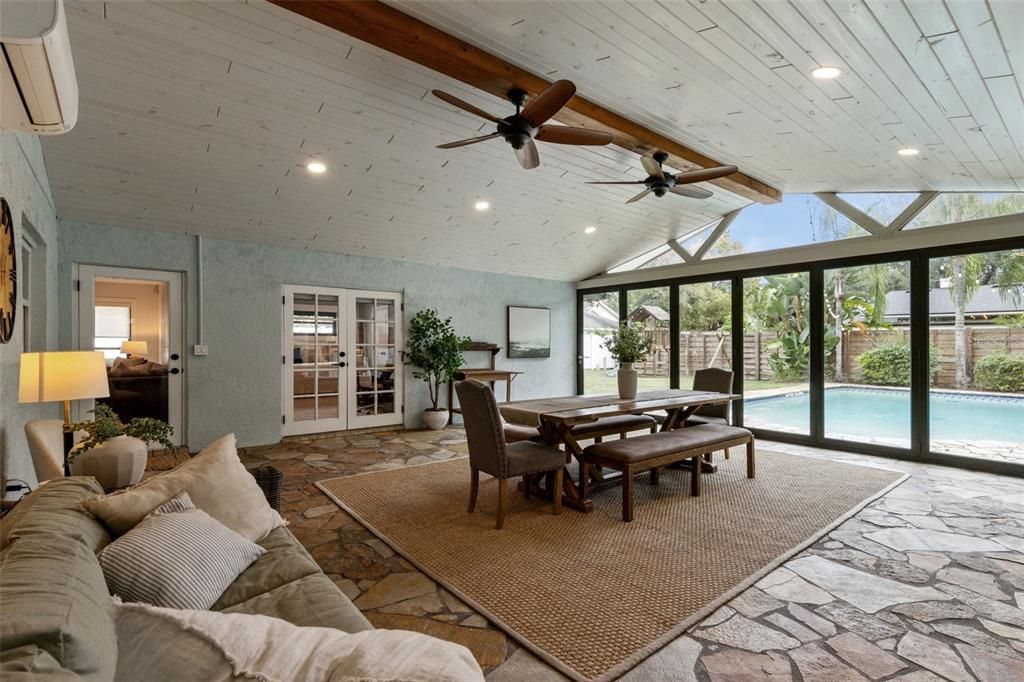 Dining room, Interior, Living room, Recessed Lighting, Sun Room, Wooden Beams