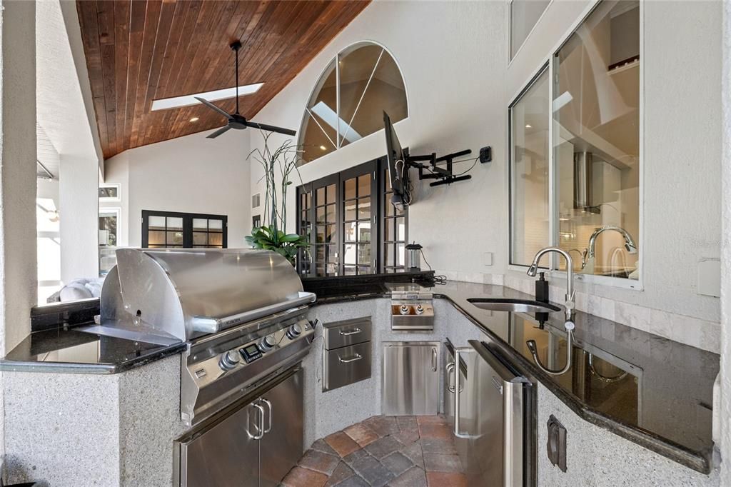 Exterior, Outdoor Kitchen, Wooden Ceilings