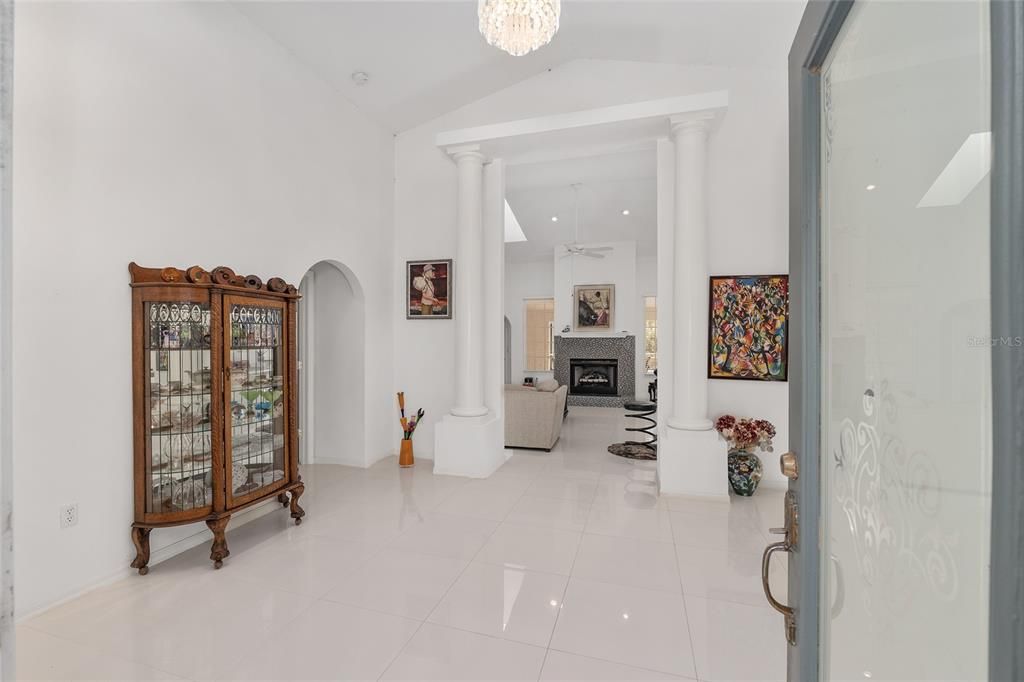 Chandelier, Fireplace, Interior, Recessed Lighting