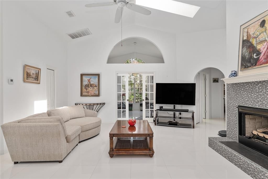 Fireplace, Interior, Living room