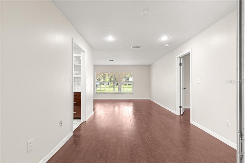 Empty room, Interior, Recessed Lighting, Wood Texture Flooring