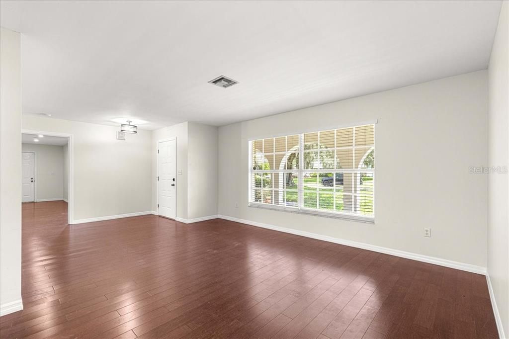 Empty room, Interior, Recessed Lighting, Wood Texture Flooring