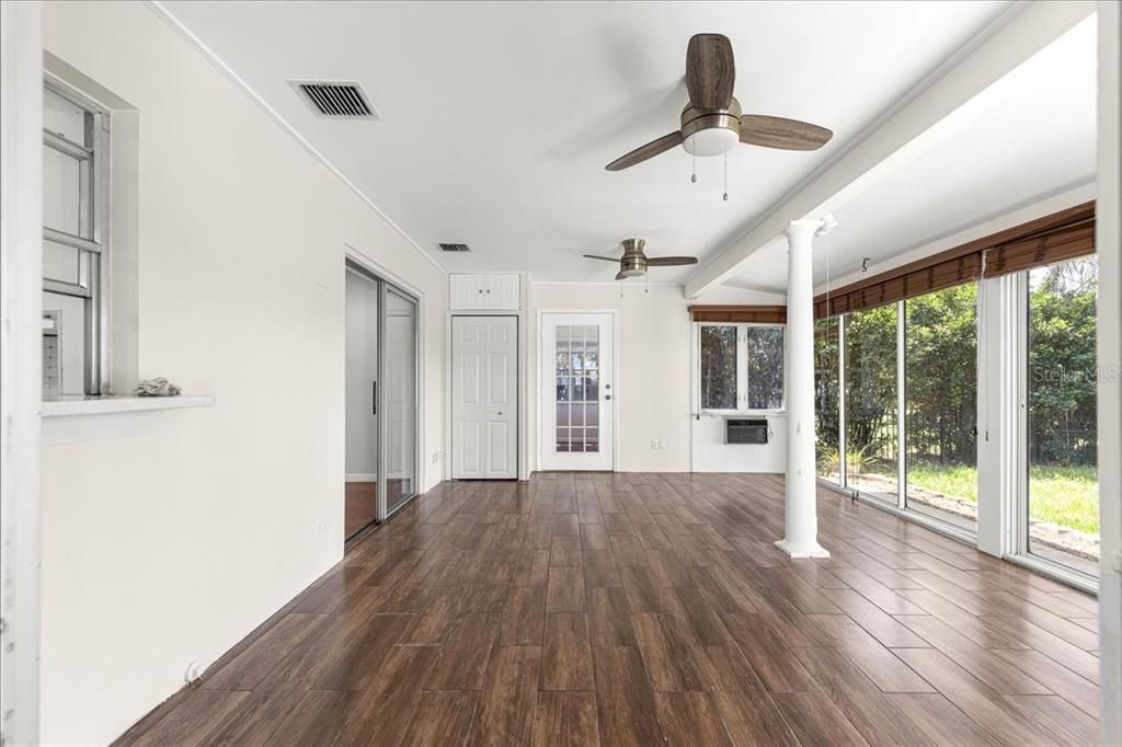 Empty room, Interior, Wood Texture Flooring