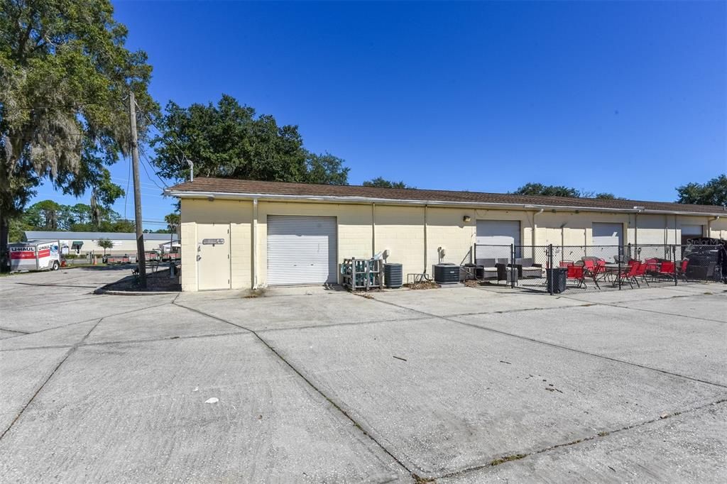 Detached Garage, Exterior