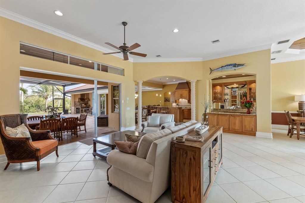 Dining room, Interior, Kitchen, Living room, Recessed Lighting