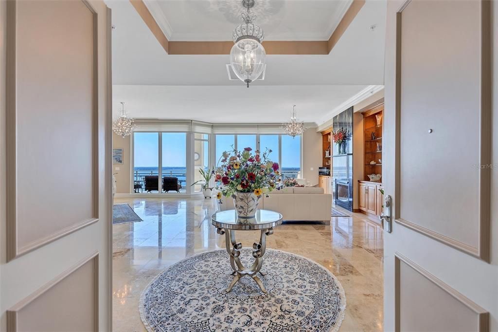 Chandelier, Interior, Living room, Water