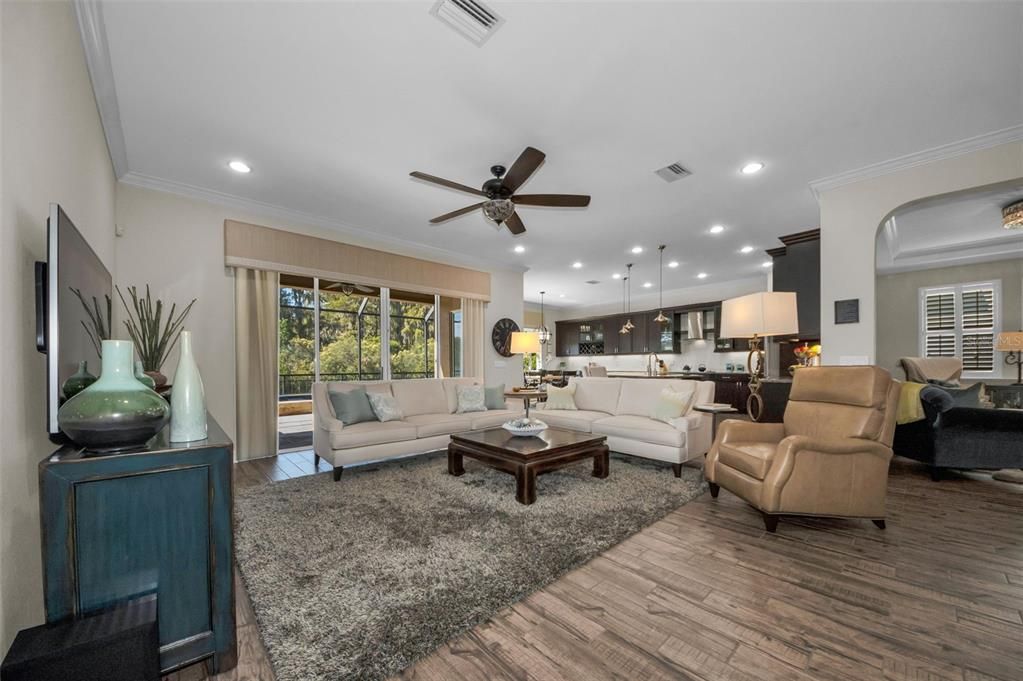 Interior, Kitchen, Living room, Pendant Lights, Recessed Lighting, Wood Texture Flooring