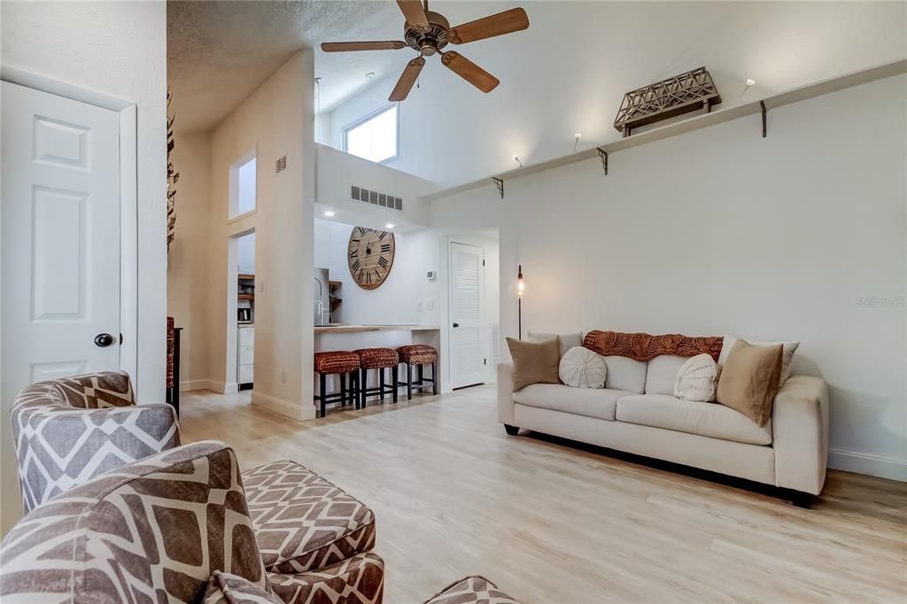 Interior, Living room, Recessed Lighting, Wood Texture Flooring