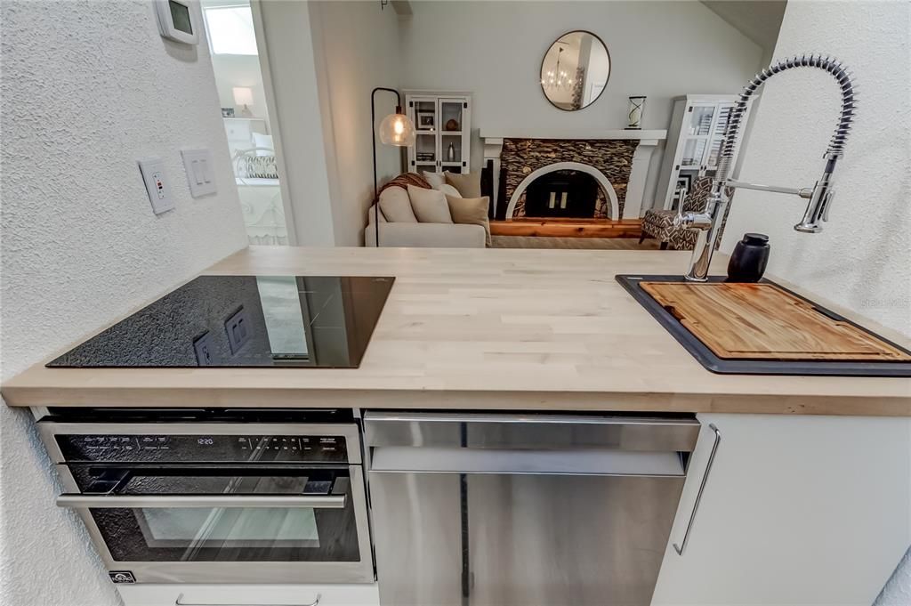 Fireplace, Interior, Kitchen, Living room, Stainless Steel Appliances