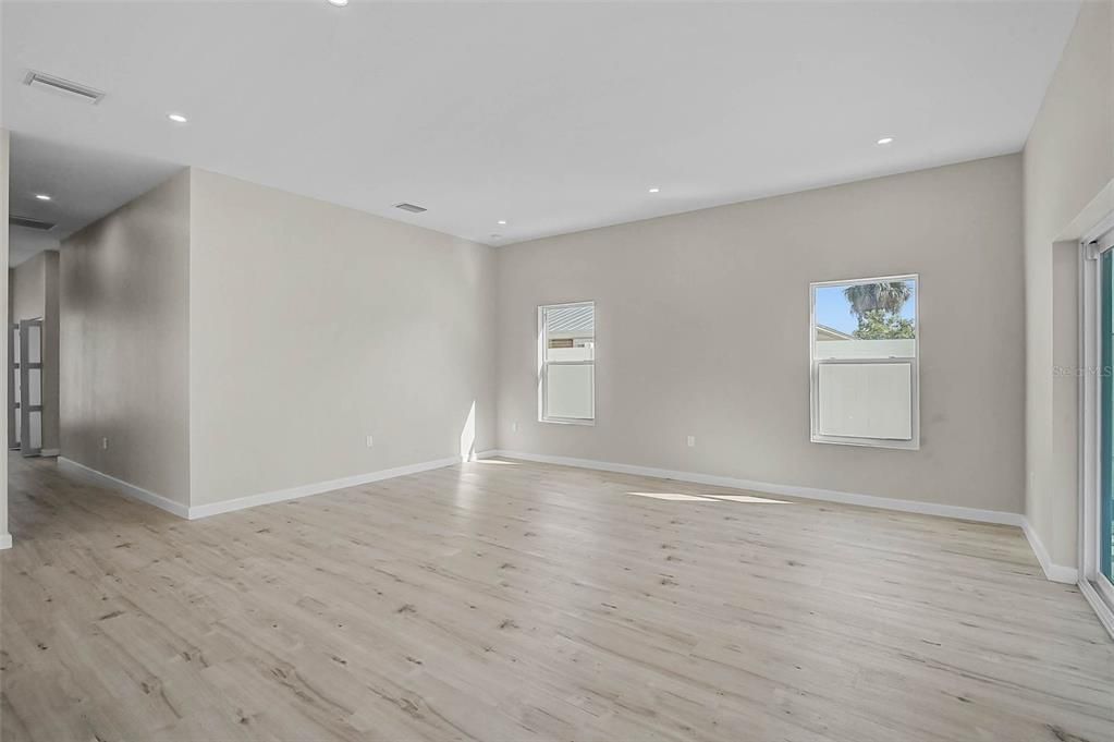 Empty room, Interior, Recessed Lighting, Wood Texture Flooring