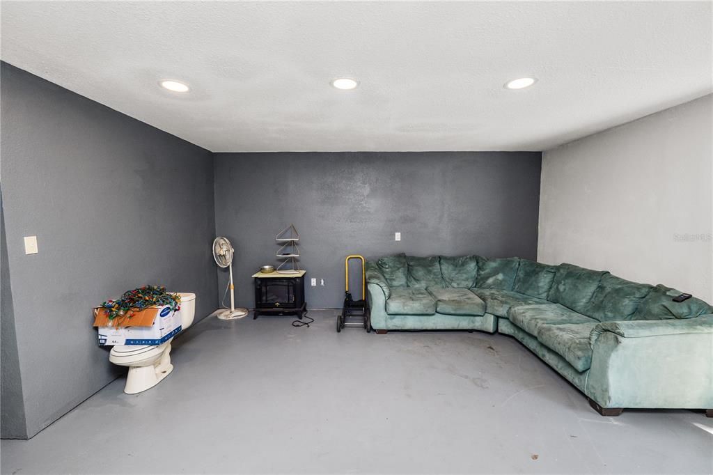 Interior, Recessed Lighting